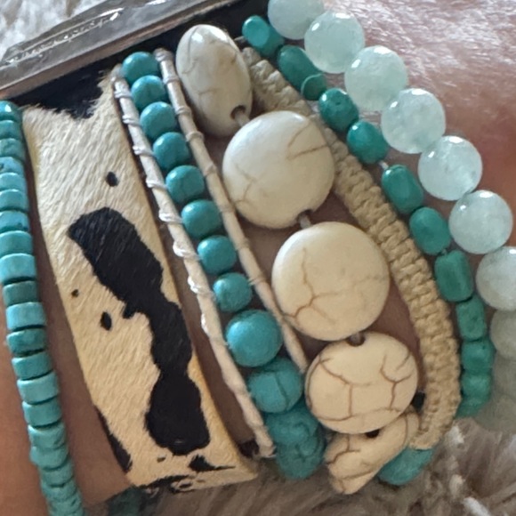 Victoria Emerson Turquoise and Cream Bracelet Set - Picture 6 of 7